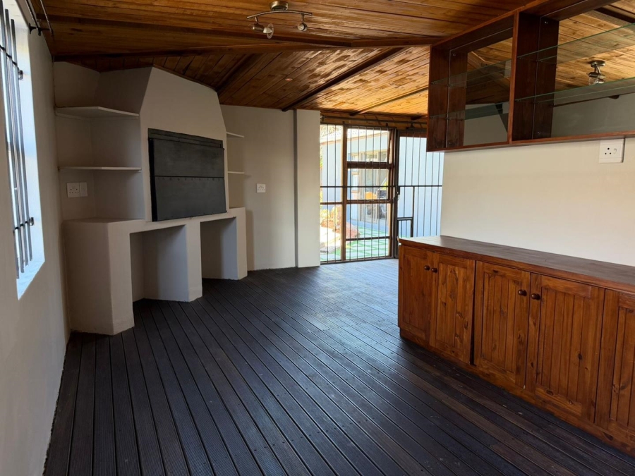 4 Bedroom Property for Sale in Milnerton Ridge Western Cape